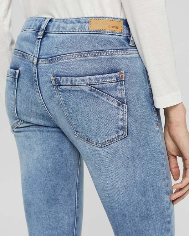 Nouveaux jeans pour vous